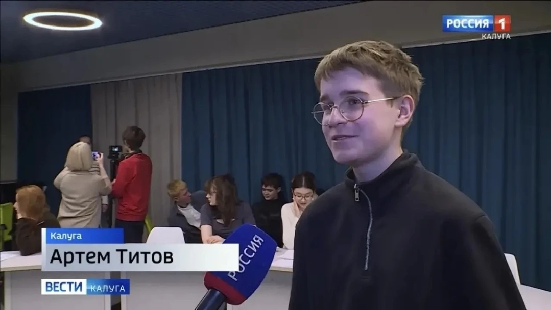 🌟 Гордимся нашими учениками!  Ученик нашей школы Титов Артём занесен на Детскую доску почёта городск