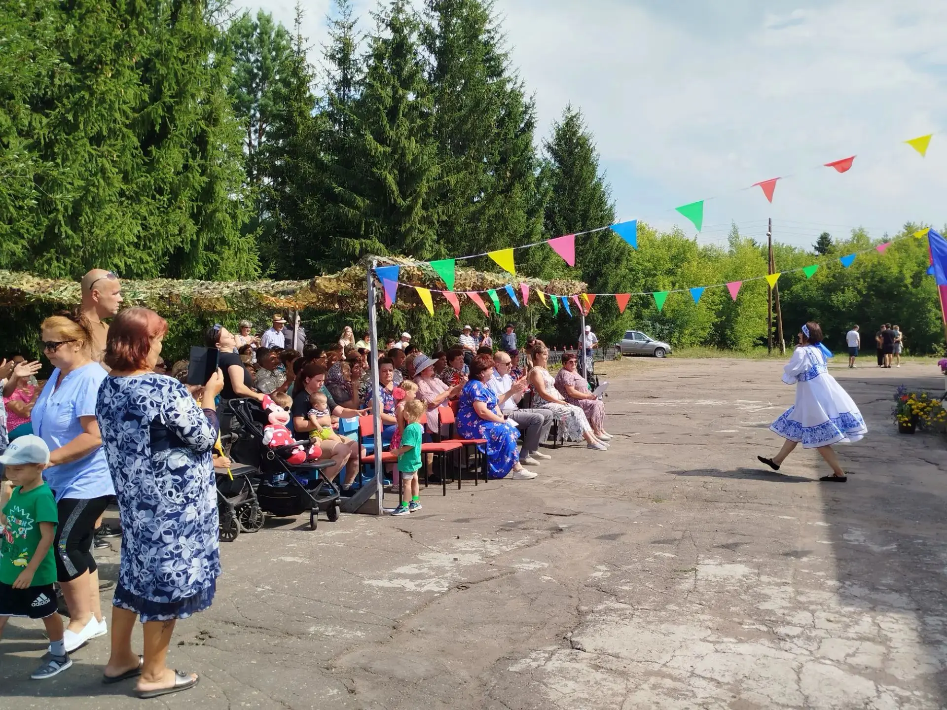 1 августа село Хохлово отметило 310 лет. Так же сегодня Омская область и город Омск отм...