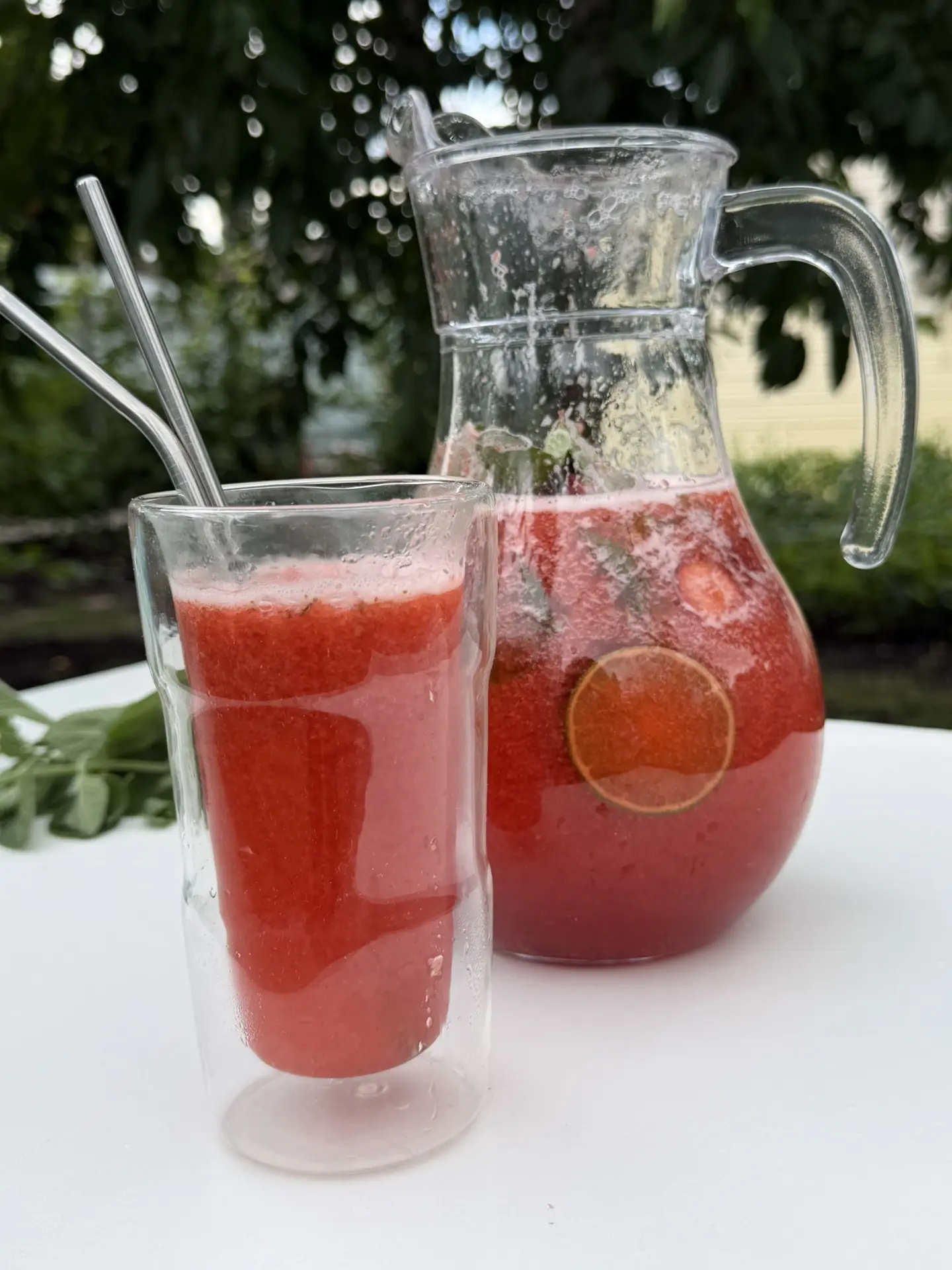 Нереально вкусный и, действительно, освежающий клубничный лимонад 🍓☺️🍋