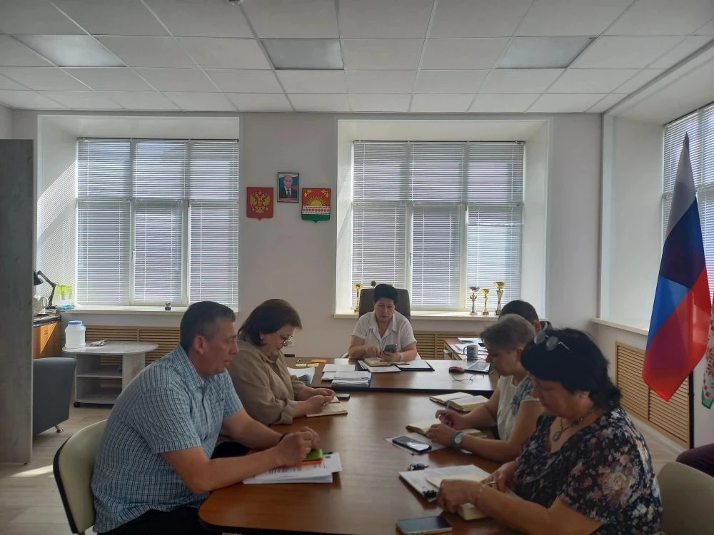 🔺Неделя выдалась очень насыщенная. Работаем не только в кабинетах,  а по большей части  на территори