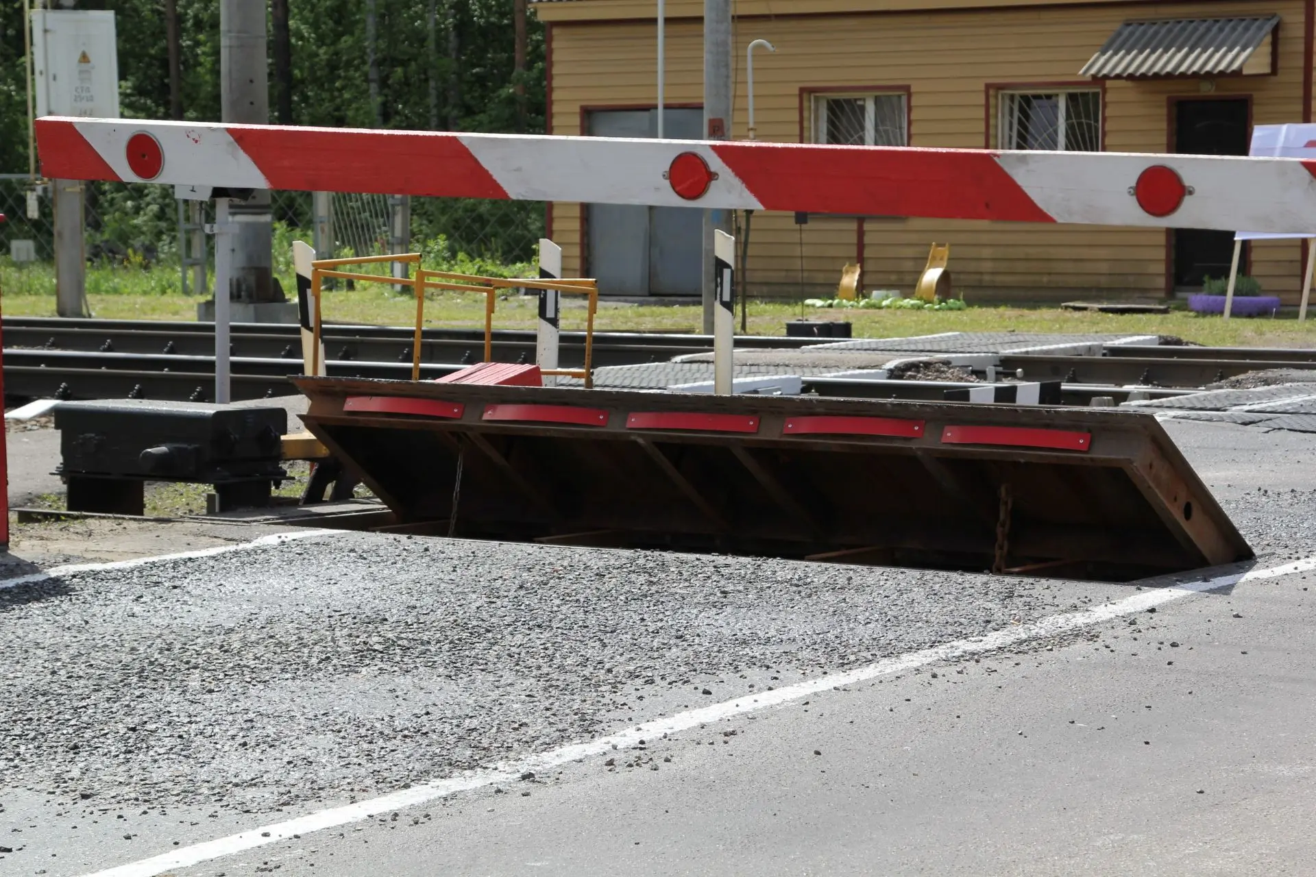 🚧 Внимание! Ремонт на железнодорожных переездах