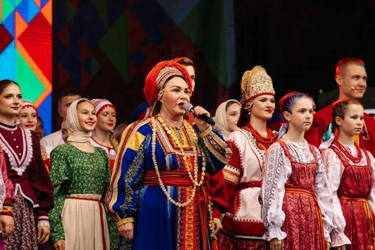 Кладовщик из Владимирской области забрался в постель к спящей москвичке после концерта ...