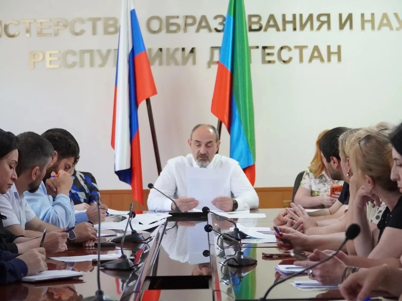 Провел совещание с руководителями подведомственных организаций по ключевому на сегодня вопросу — вос