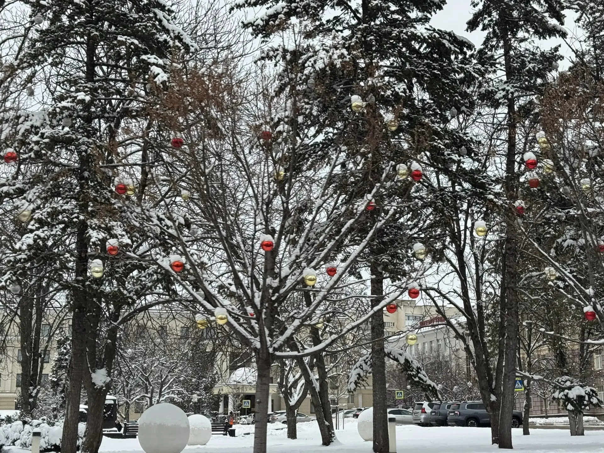 🎄 До Нового года остались считанные часы. За приятными хлопотами вы могли забыть передать показания 