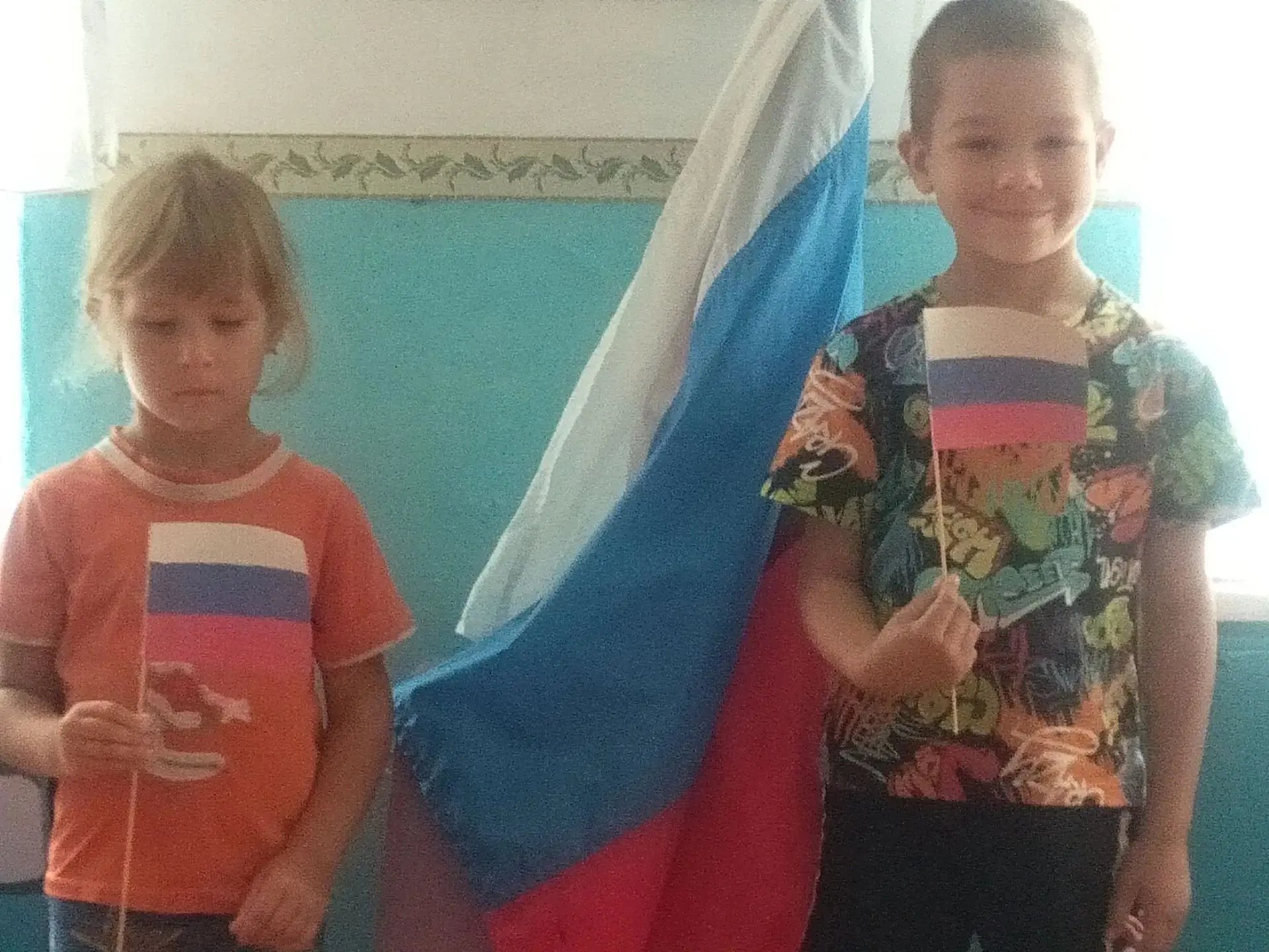 В преддверии Дня Государственного флага Российской Федерации в нашем детском саду состо...
