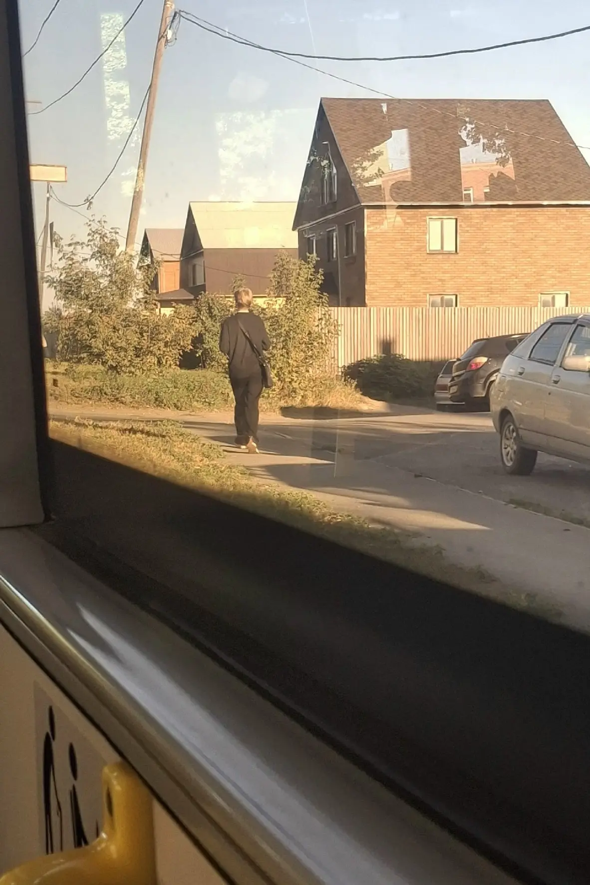 Анонимно