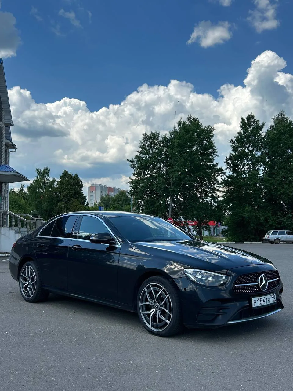 СЕГОДНЯ В 17:00 В ПРОДАЖЕ‼️

САМАЯ ДЕШЕВАЯ ЕШКА В РФ 🇷🇺 

Mercedes E200 2.0 AT

2021 Год 
220.000 