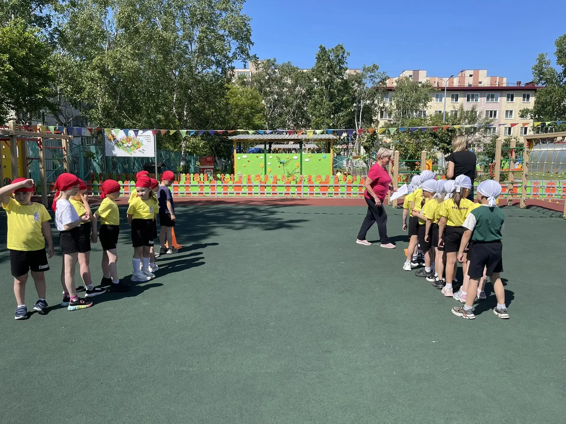 На  прошлой неделе на спортивной площадке царила атмосфера азарта и радости, в старшей группе «Непос