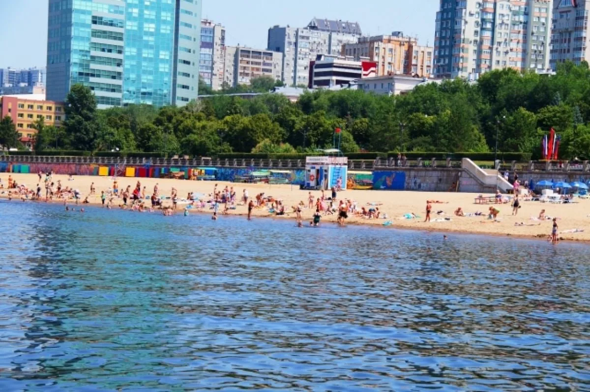 ➕Этим летом на самарских пляжах спасатели вытащили из воды девять человек, включая шестерых детей. 
