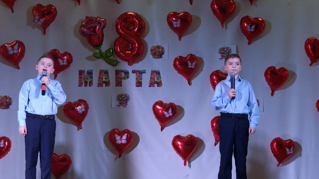 «Весна пришла!  Самый прекрасный праздник  8 марта🌷  В нашей школе сегодня царила настоящая атмосфер