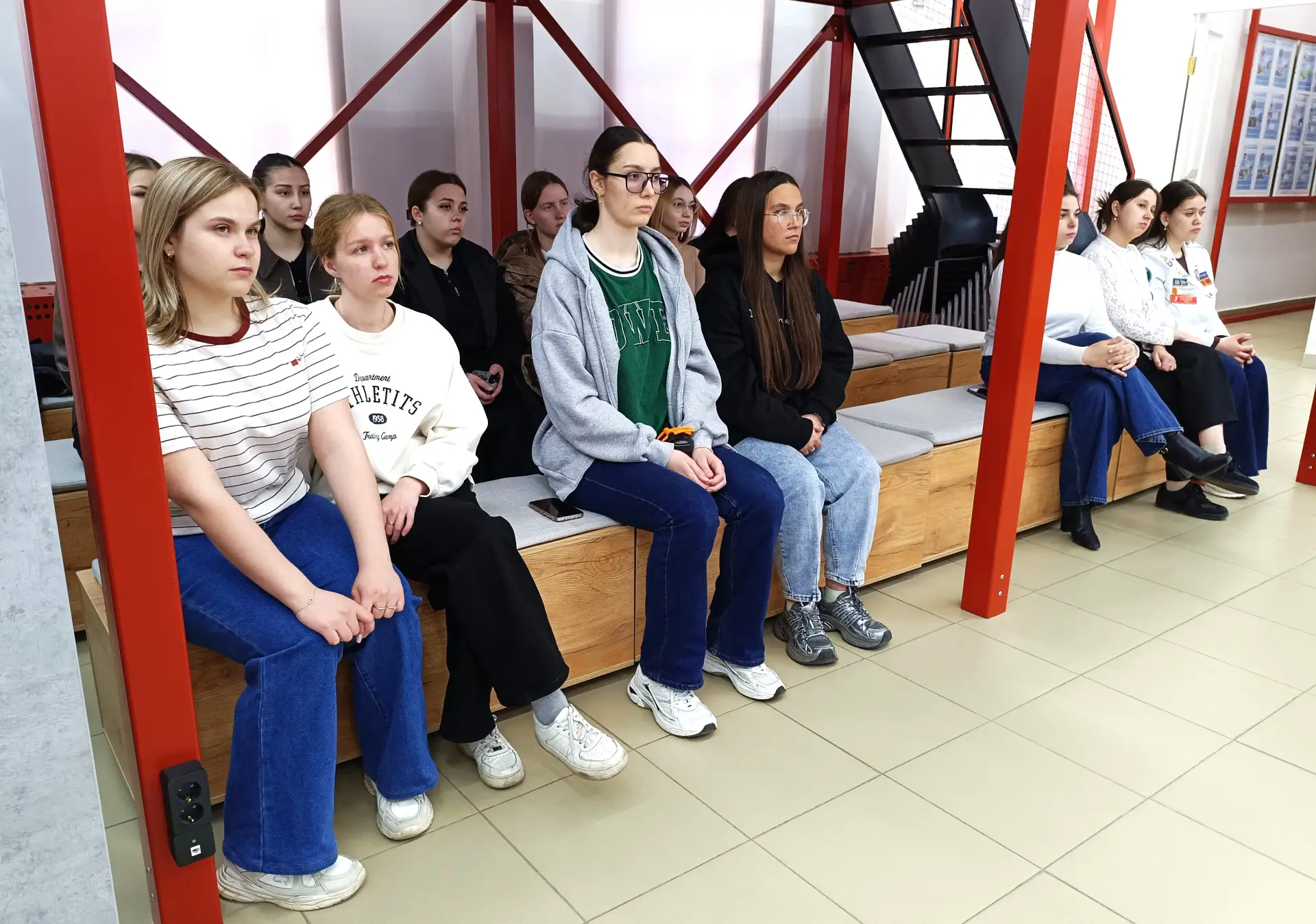 В профессиональный праздник врач скорой помощи рассказал студентам ОрГМУ о специфике работы   28 апр