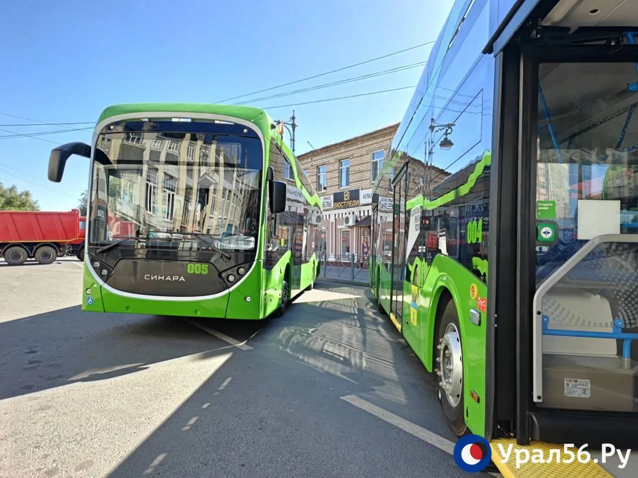 В Оренбурге в районе перекрестка улиц Краснознаменной и Советской представлены 5 новых ...