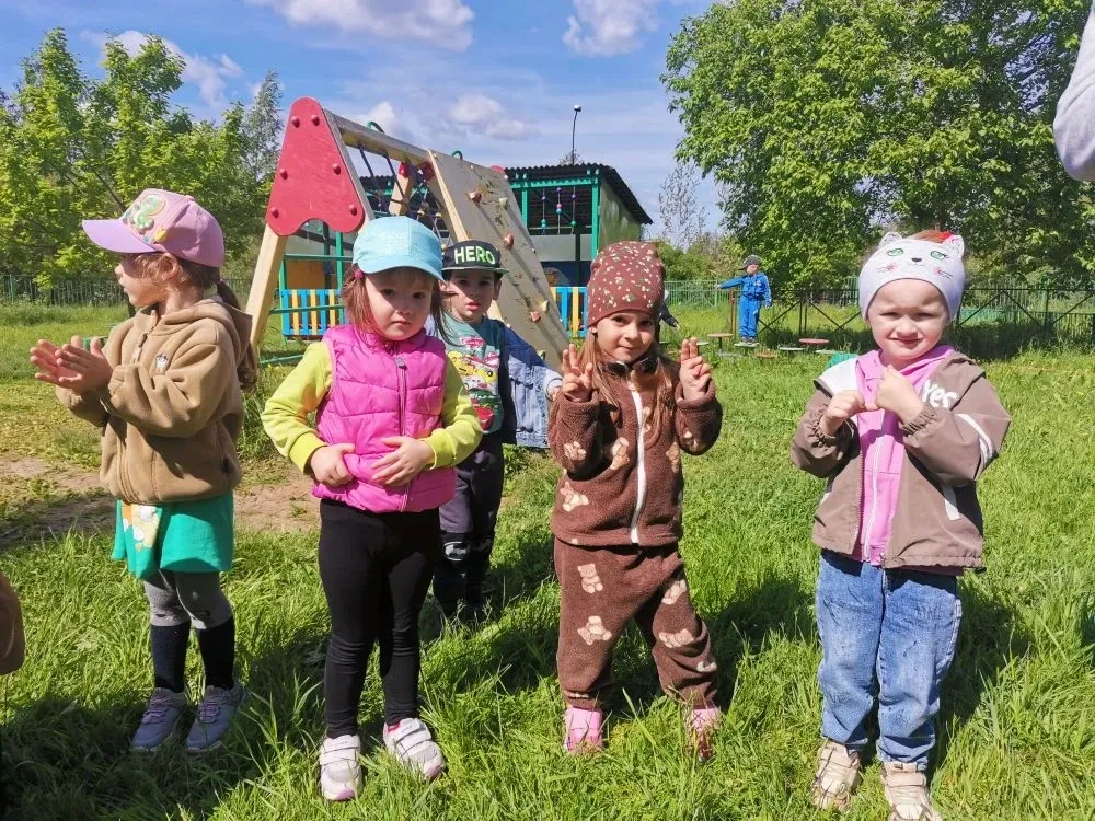 ✨В нашем детском саду случилось чудо! ✨К нам прилетели… мыльные пузыри! 🎈Они были: