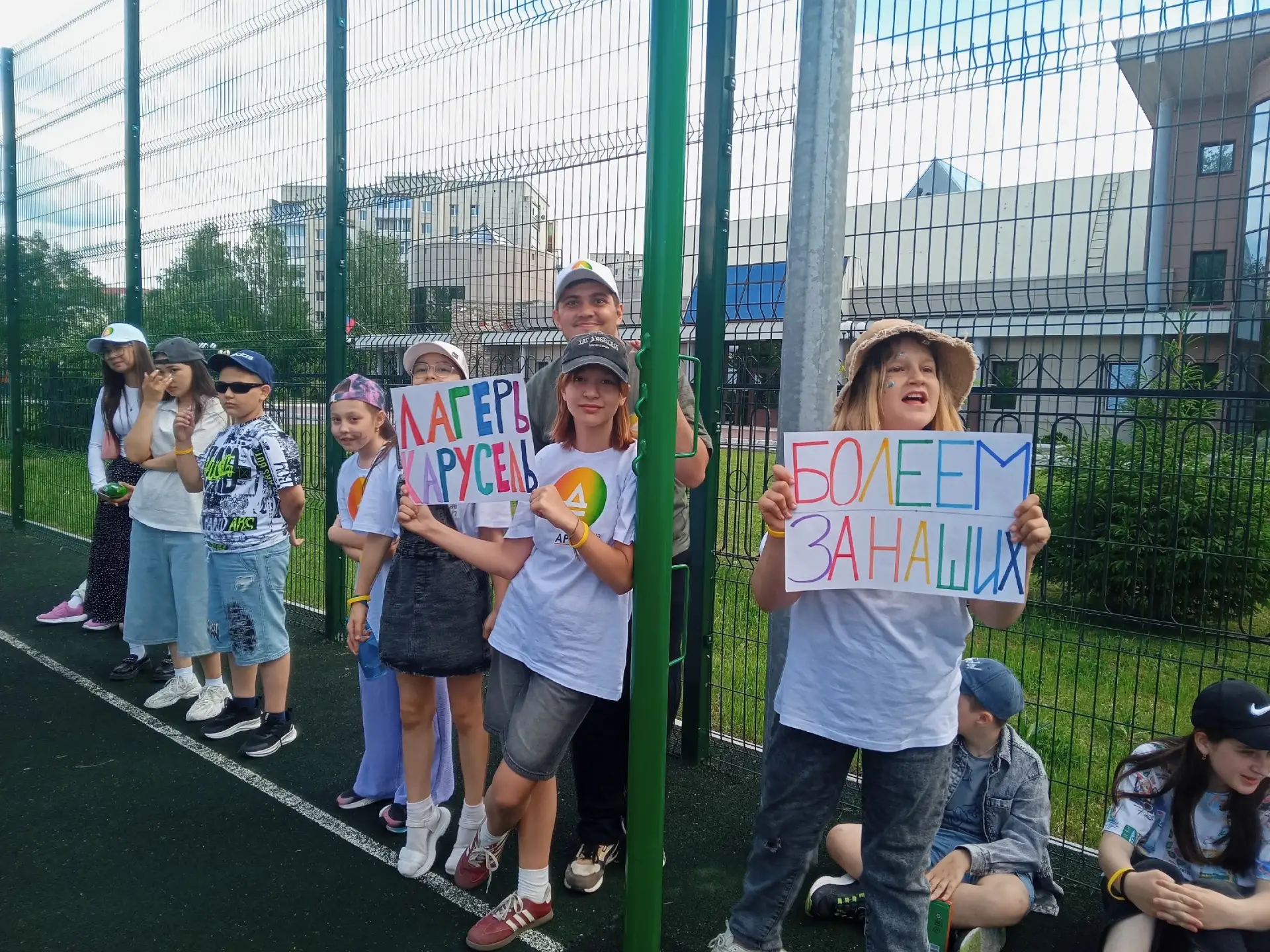 ⚽ "АРТ-фест" в летнем лагере "Карусель". День пятый: футбол, караоке и полезные уроки.