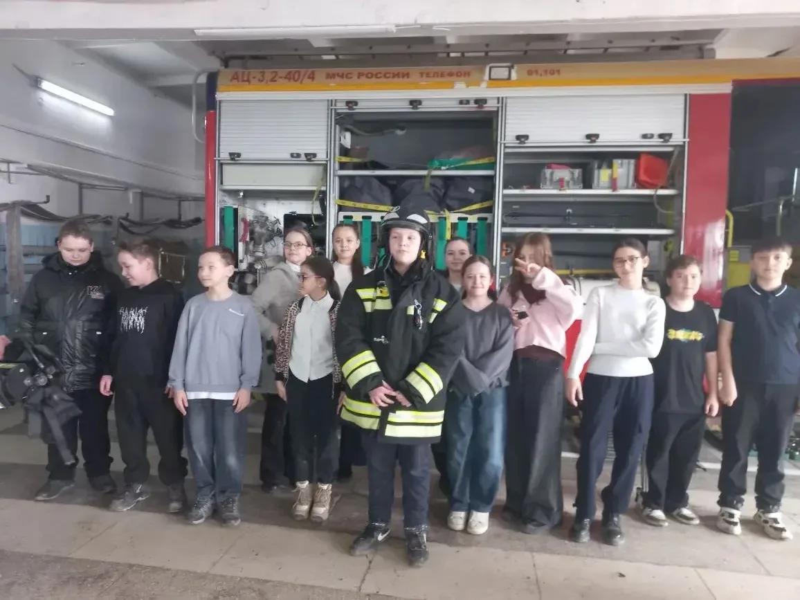 🔥 Экскурсия 5д класса в пожарную часть 🔥 17 марта ученики 5д класса отправились на увлекательную экс