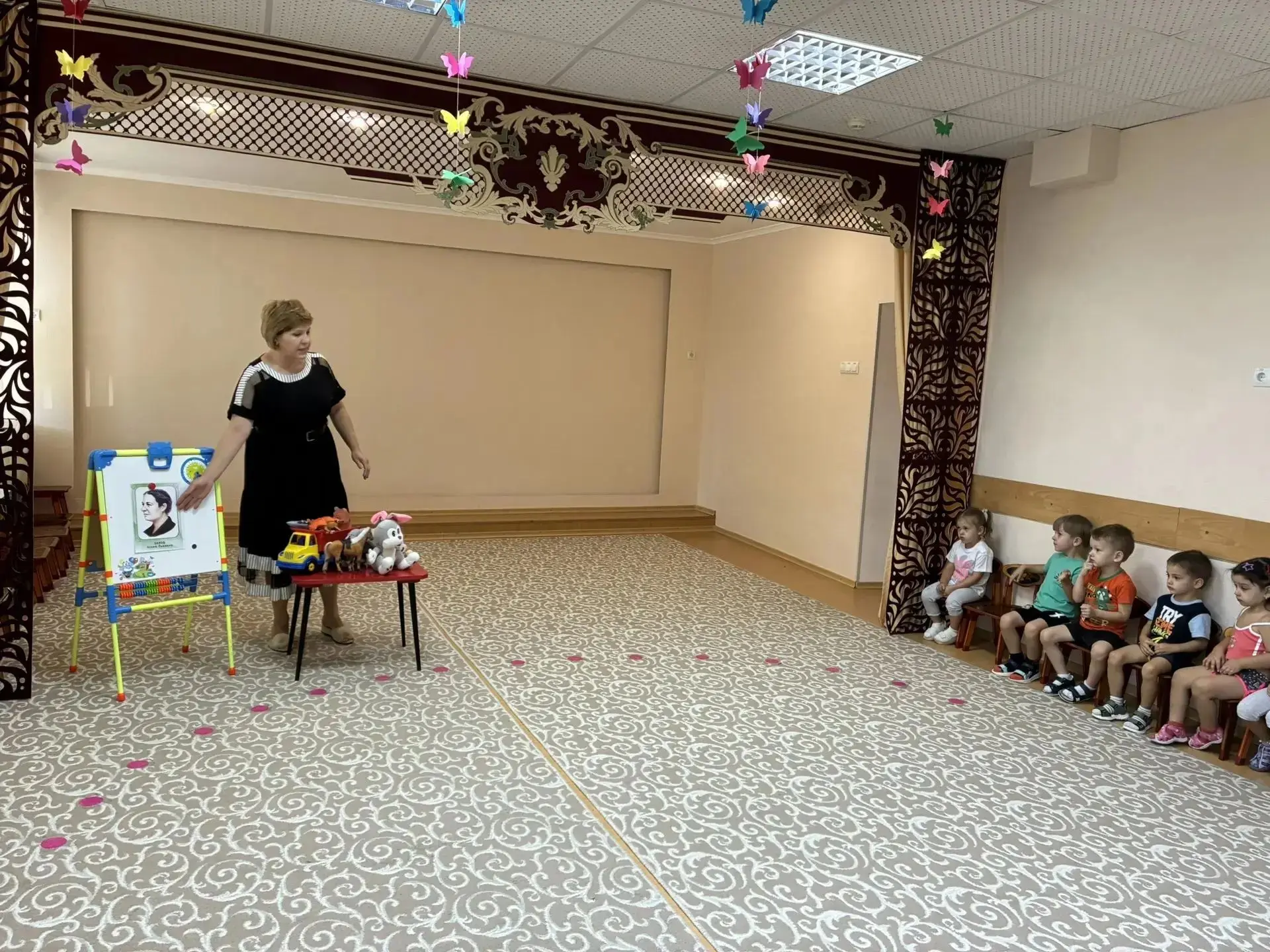 Сегодня во 2х младших группах прошло мероприятие"Игрушки малышам"по произведениям А.Л.Б...