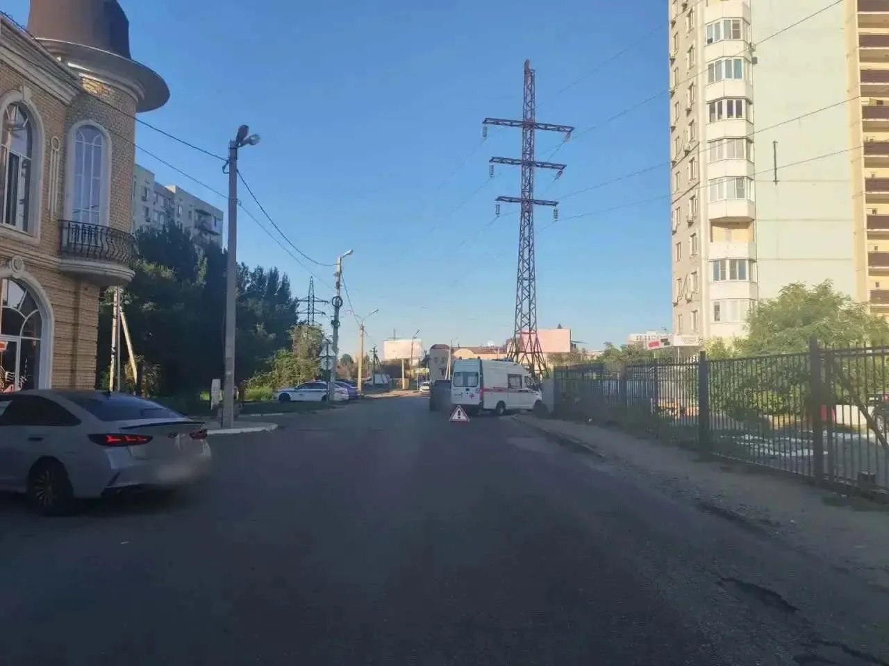 В 18:10 на Минусинской автомобиль HAVAL, за рулем которого находился мужчина 1989 года ...