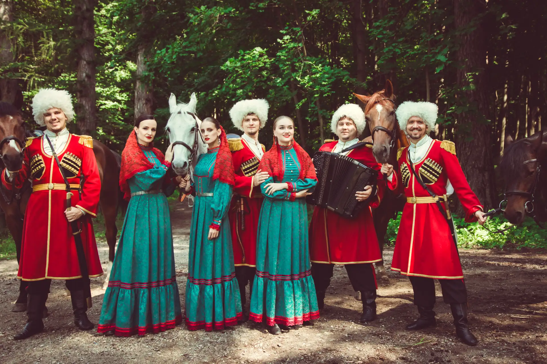 💥 Финальный аккорд фестиваля "Река Времени": "Казаки Делают Хиты"!

Друзья, приготовьтесь к незабыв