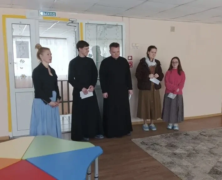 В стенах приюта «Орешек» состоялась теплая и душевная встреча, гостями которой стали пр...