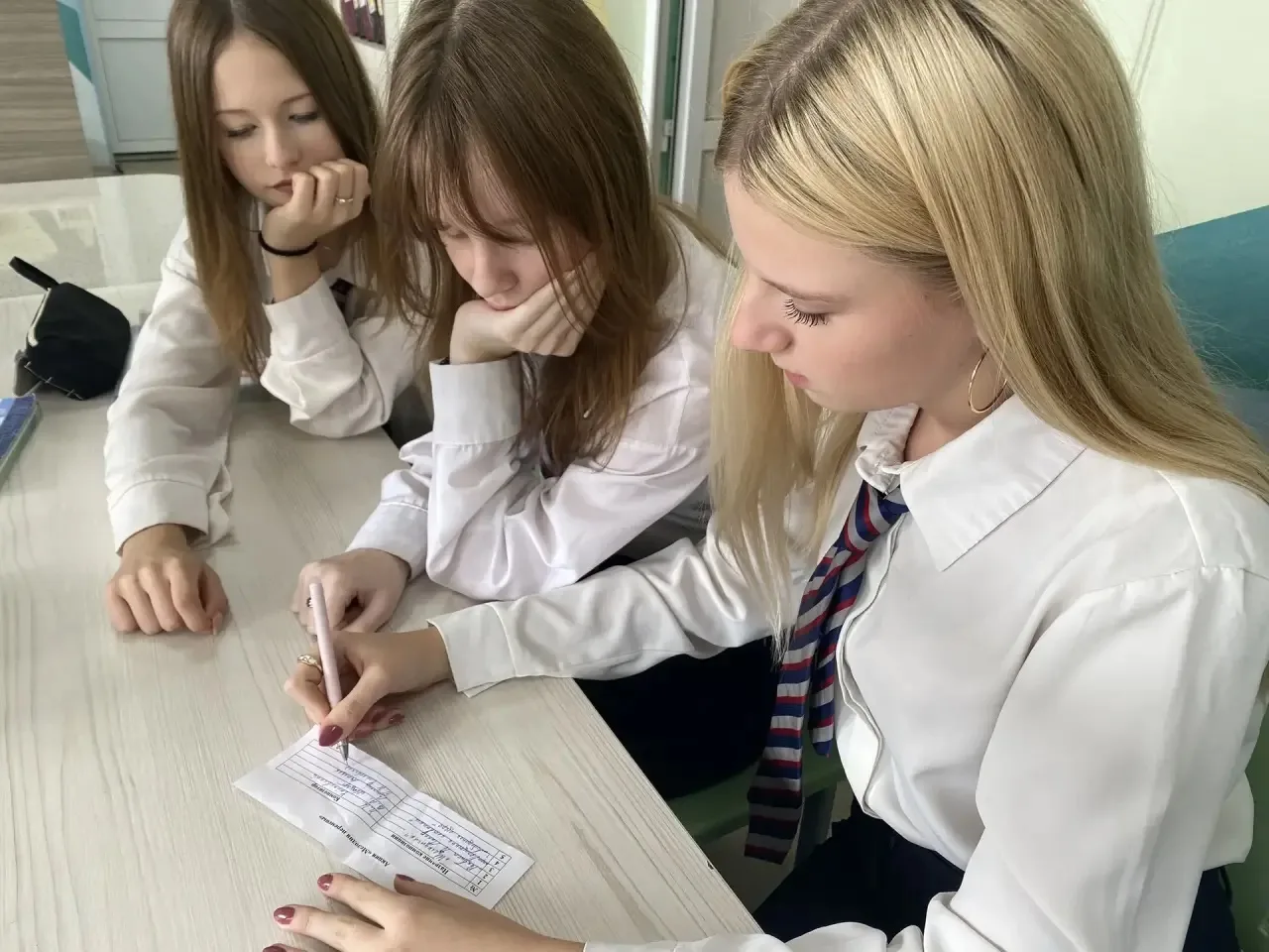 🎶 Сегодня в гимназии №2 отметили Международный день музыки яркой акцией «Мелодия перем...