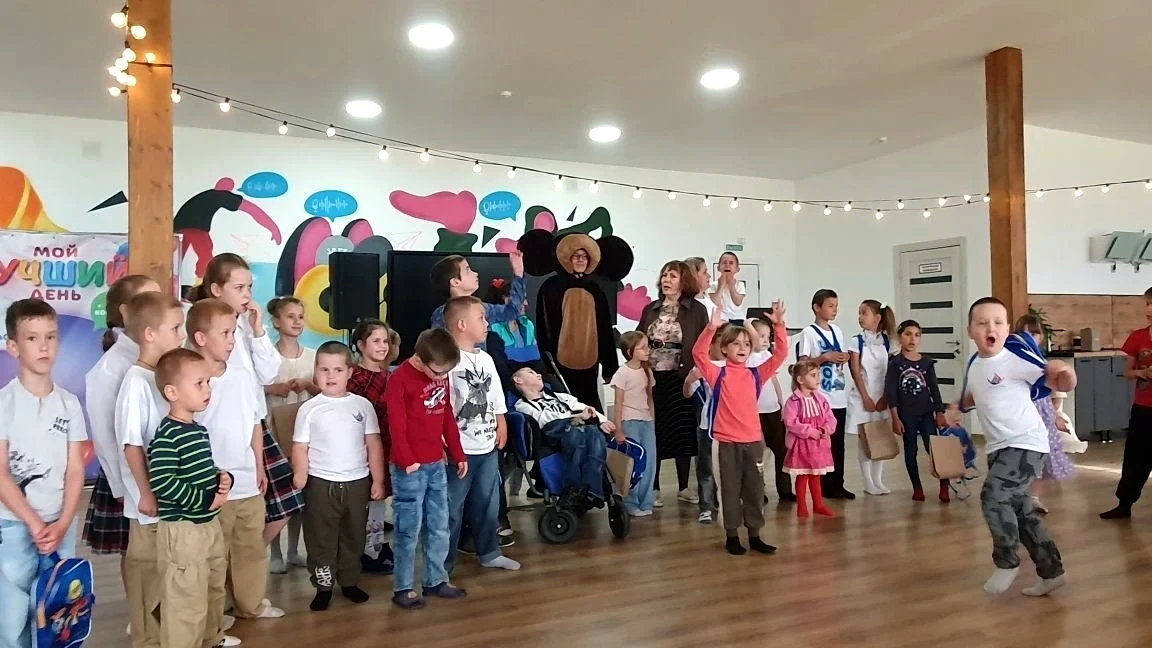🎉 Праздник в честь Дня защиты детей: радость и подарки для детей!