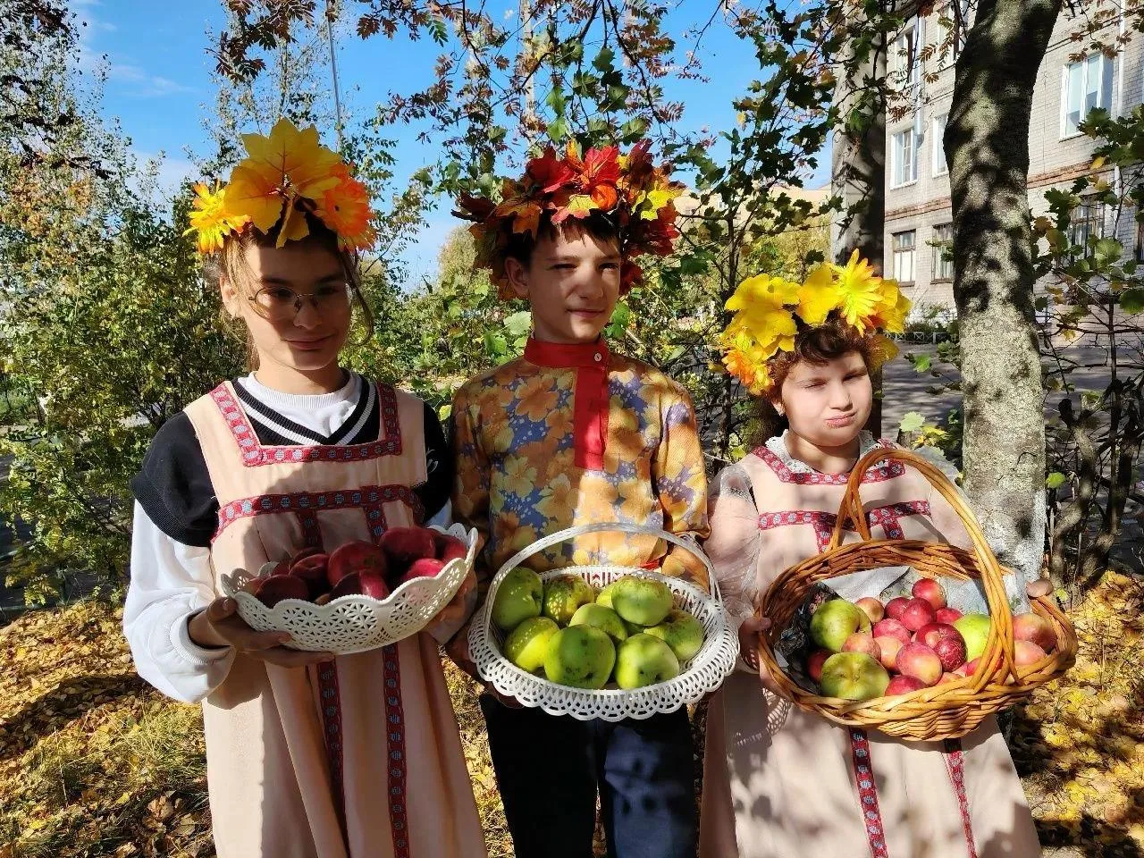«Осень в гости к нам пришла и подарки принесла» 🍐🍎🍋‍🟩