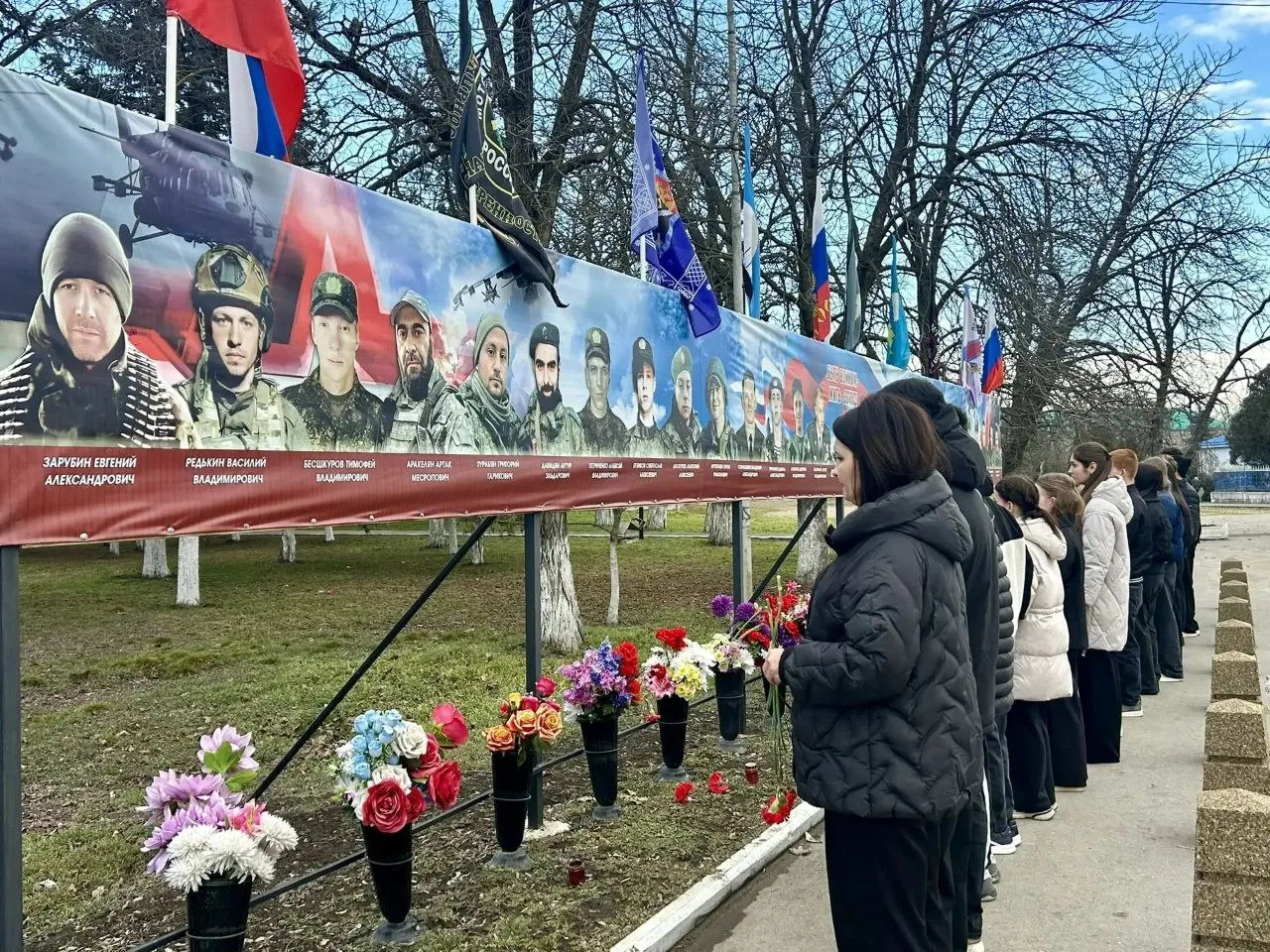 Ежегодно 23 февраля в России отмечается День Защитника Отечества. Этот праздник символизирует честь 