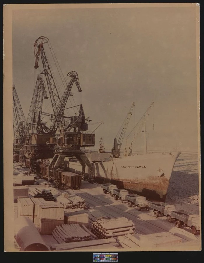 Открытка "Теплоход Красноуфимск"
История судна
20 декабря 1963 года на судоверфи «Крейтон-вулкан» в 