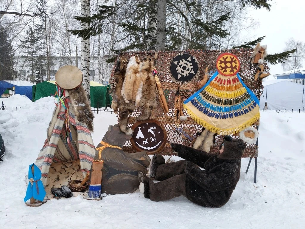 Вот и отгремел областной праздник Большой Амикан в п. Белый яр. Наши селькупы конечно п...