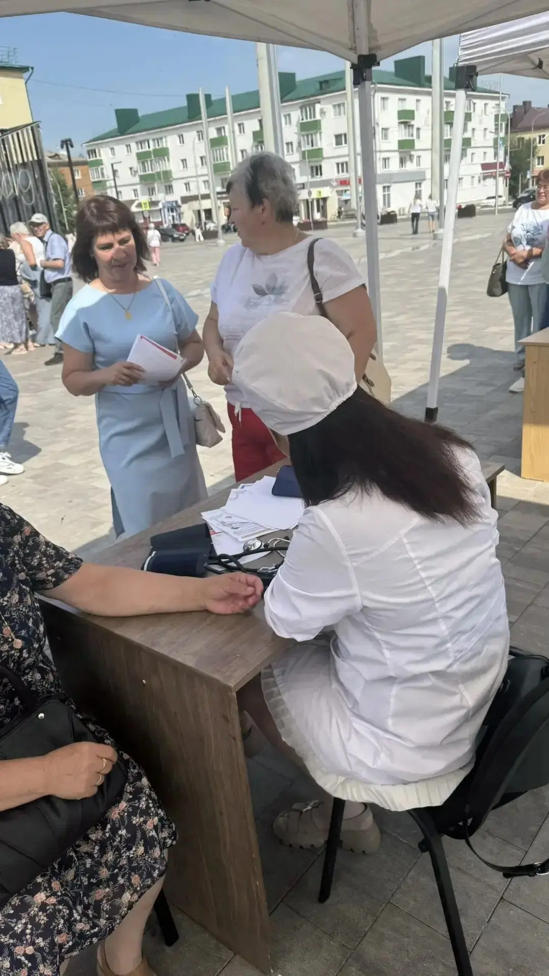 Сегодня в г. Кумертау на площади Советов развернулся настоящий Марафон здоровья «Путь к...