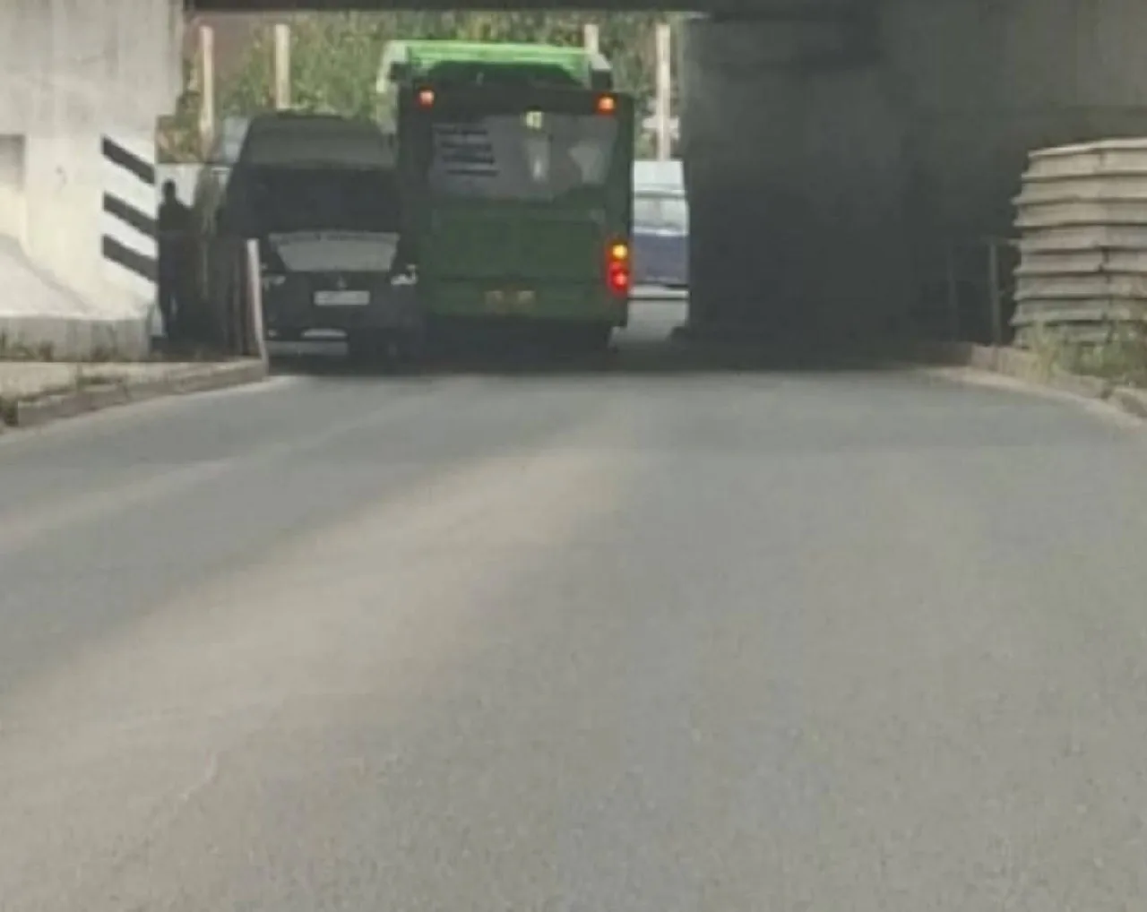 Мосты на маяковского. Пробка. Все заблокировано.