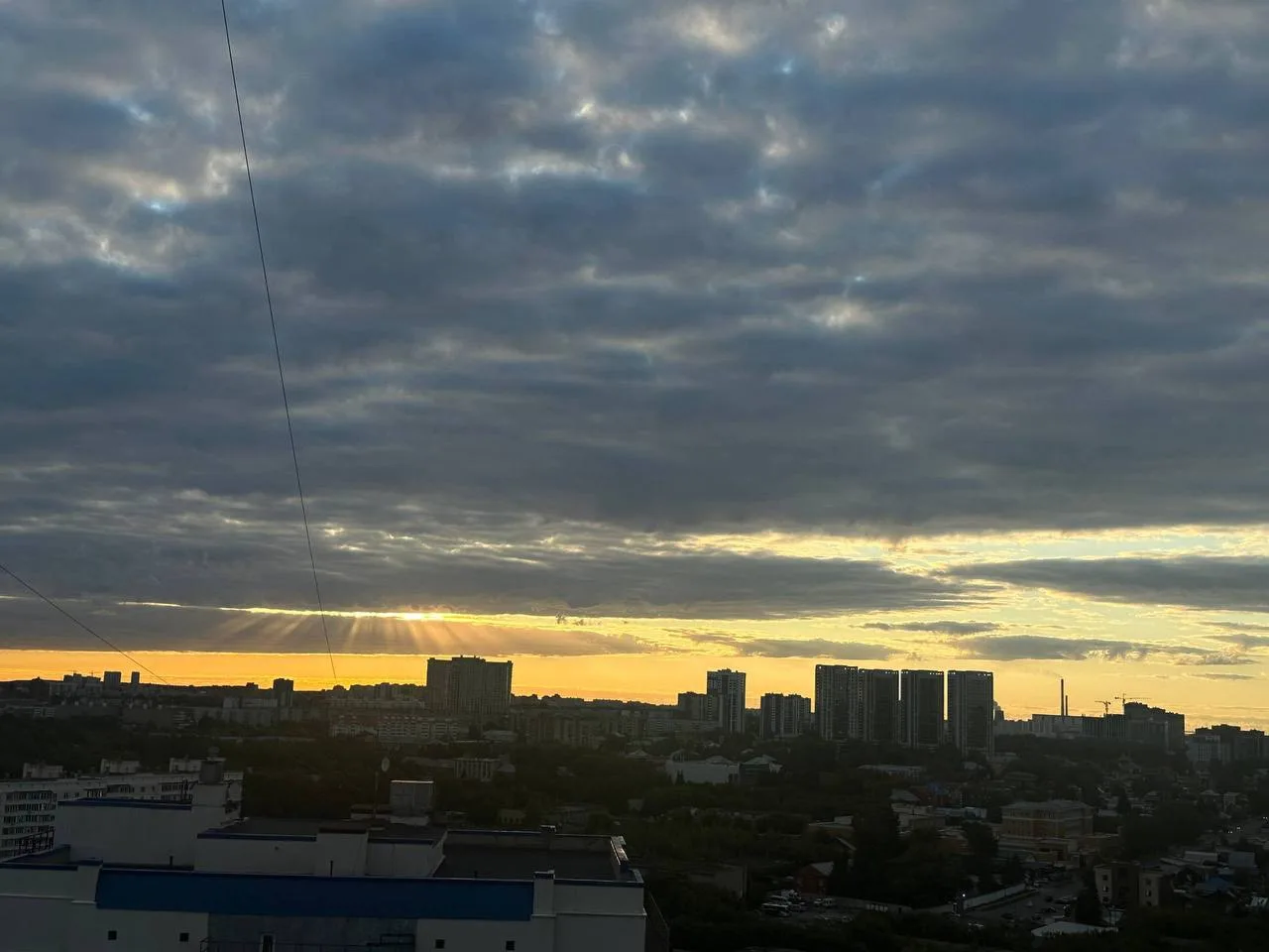 С первым днём осени вас!
