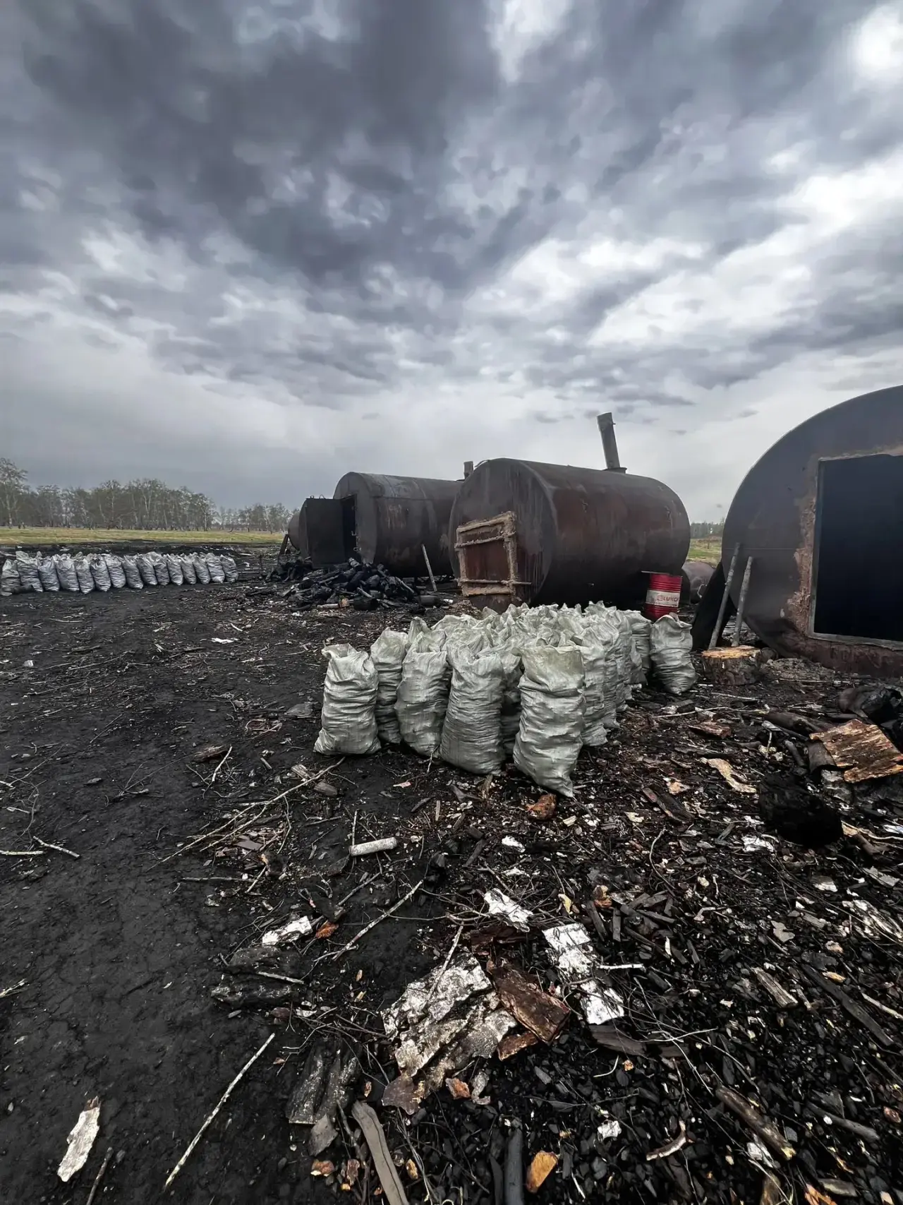 Омская межрайонная природоохранная прокуратура выявила факт самовольного занятия земельного участка 