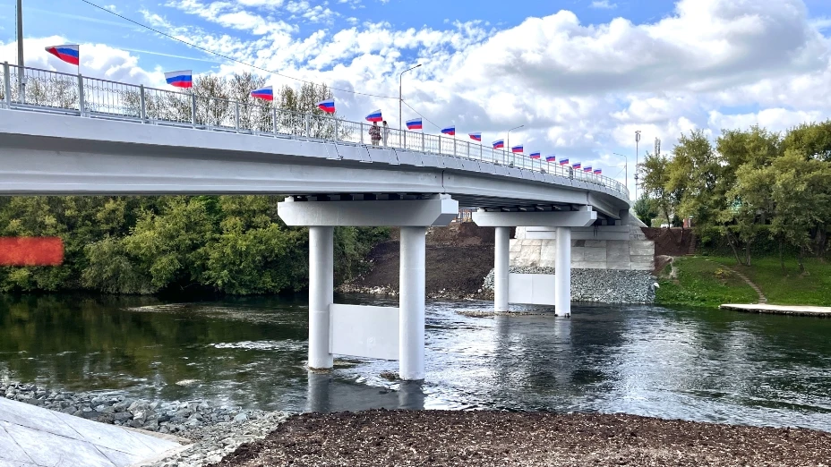 В 2026 году на региональных и местных дорогах построят и обновят более 400 мостовых соо...