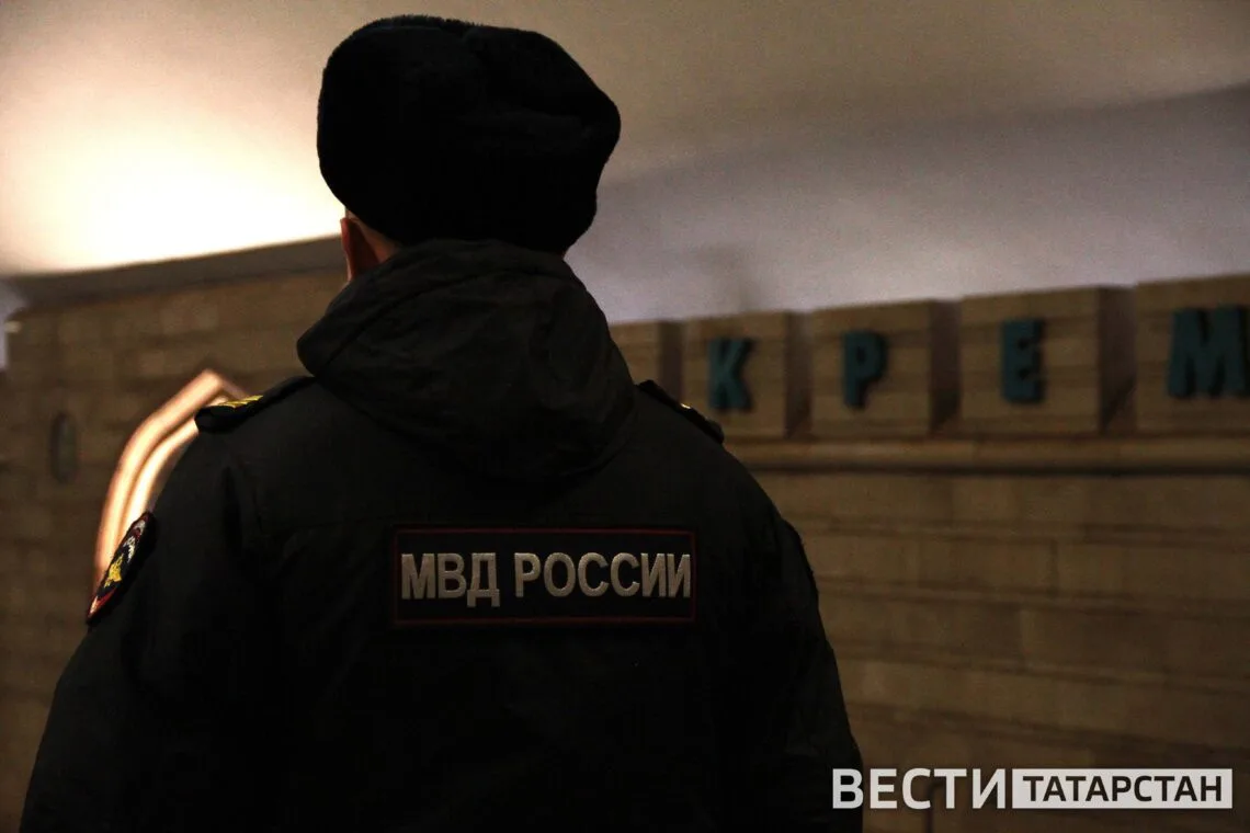 ⚡️В Казани арестовали курьеров мошенников, похитивших у студентки более 13 млн рублей

В Казани заде