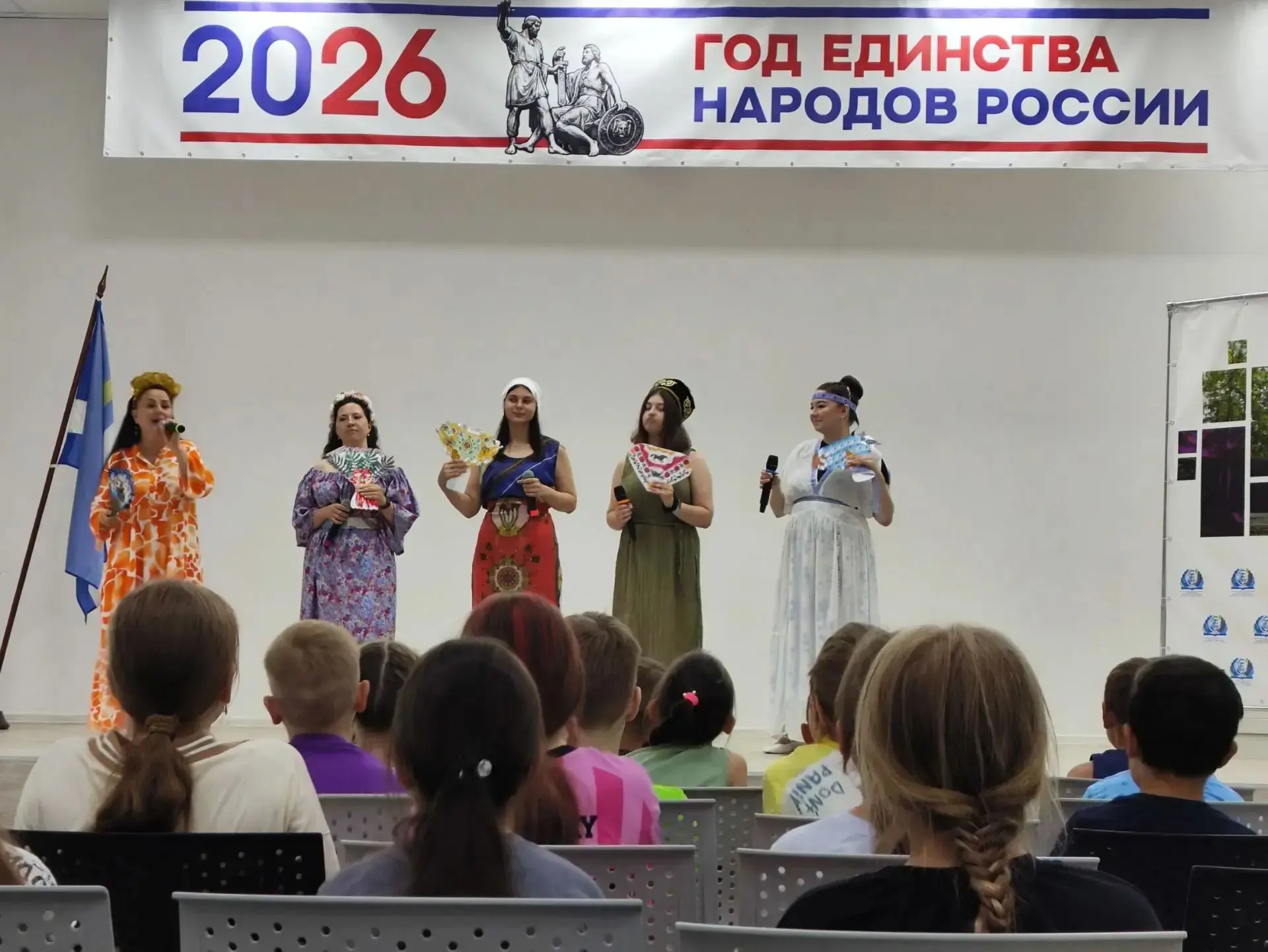 «Караван дружбы» отправился в путь!

В лагере «Караван дружбы» стартовала новая смена, и сразу с бол