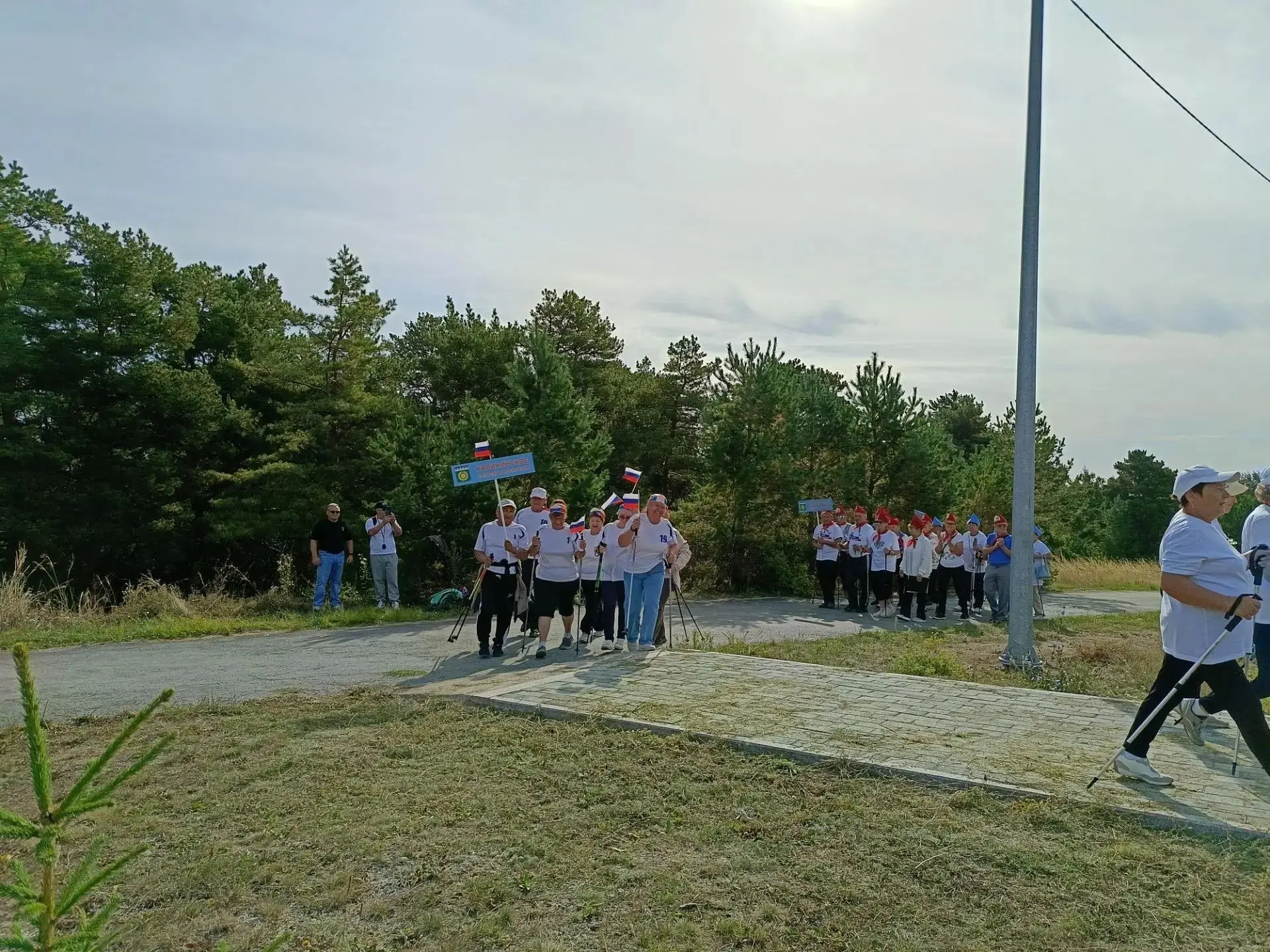 Сегодня ПКиО п.Бреды стал центром спортивной жизни округа.