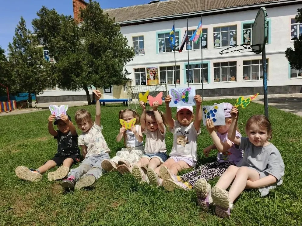 🦋Волшебный день в мире бабочек!🦋

В нашем детском саду  прошёл тематический «День бабочек»! 
Дети 
