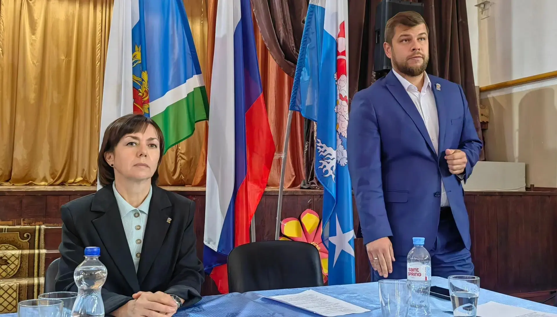 Вчера вечером провёл встречу с жителями в доме культуры села Ларьковка.