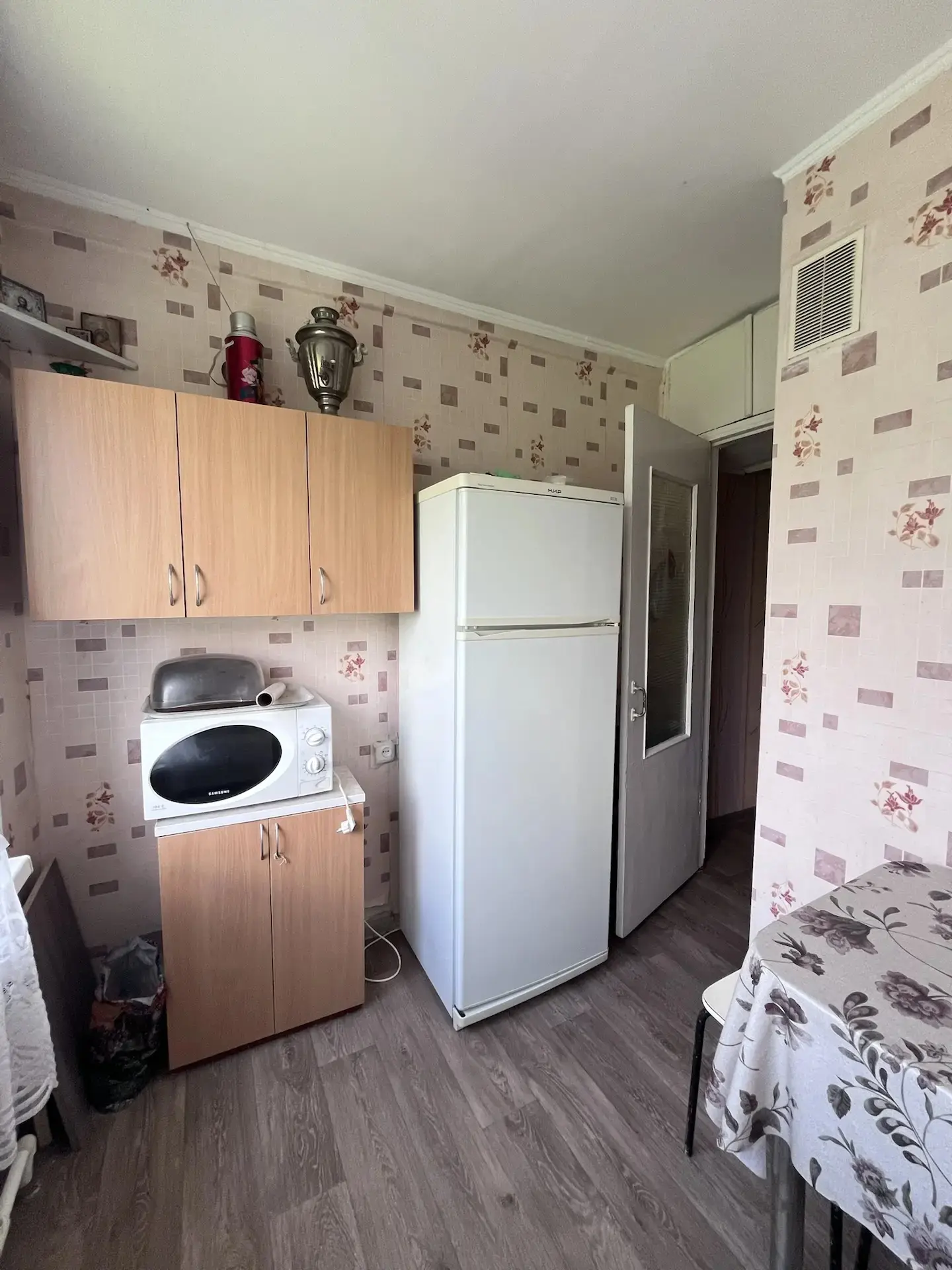 Г Казань Сдаём 2-х комнатную квартиру по улице БЕЛОМОРСКАЯ, 77. В квартире простой аккуратный ремонт