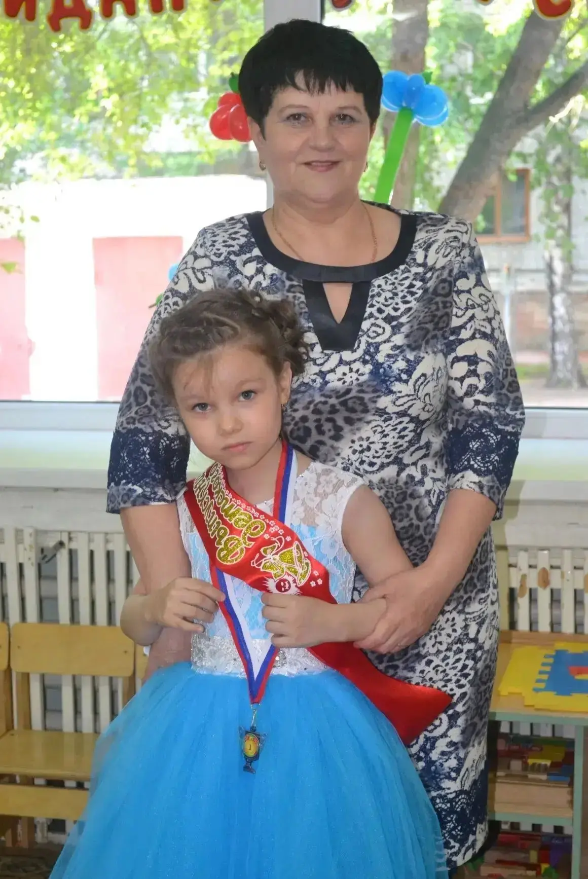 Ученица 10Б Денисова Катя знает, как важны бабушки в нашей жизни👵💛