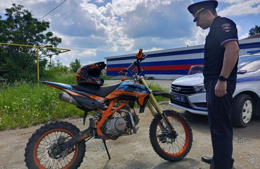 🏍️🔥 За езду на питбайке теперь могут выписать штраф до 15 000 рублей. Почему мини‑мотоциклы снова по