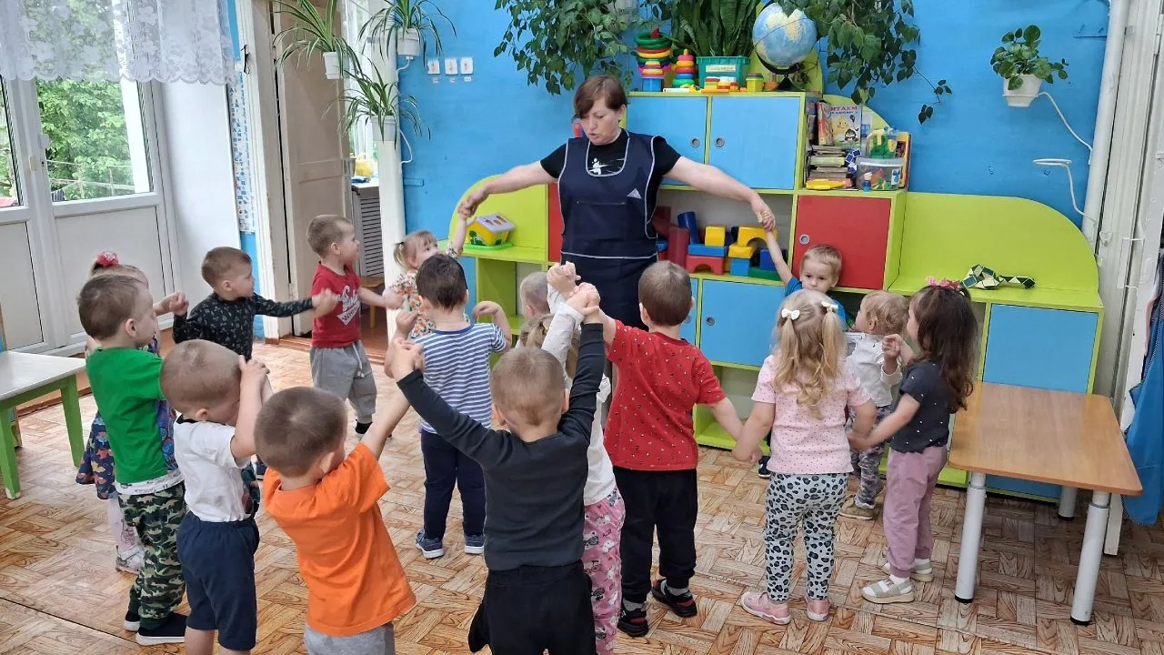 А в группе  "Звездочки" - вчера был праздник! 🥳🥳🥳
