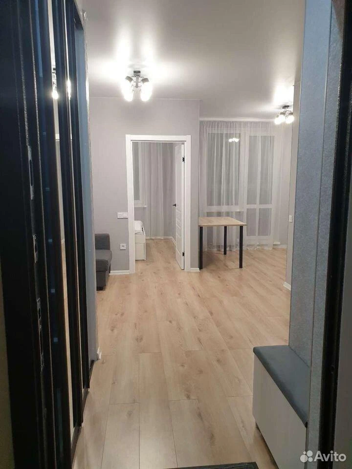 Сдам без посредников: 1-комнатная квартира, 40м²