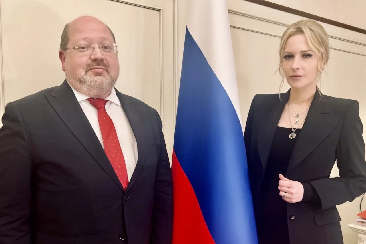 Защита прав граждан — в России и за её пределами  Оперативно реагировать на обращения, связанные с н