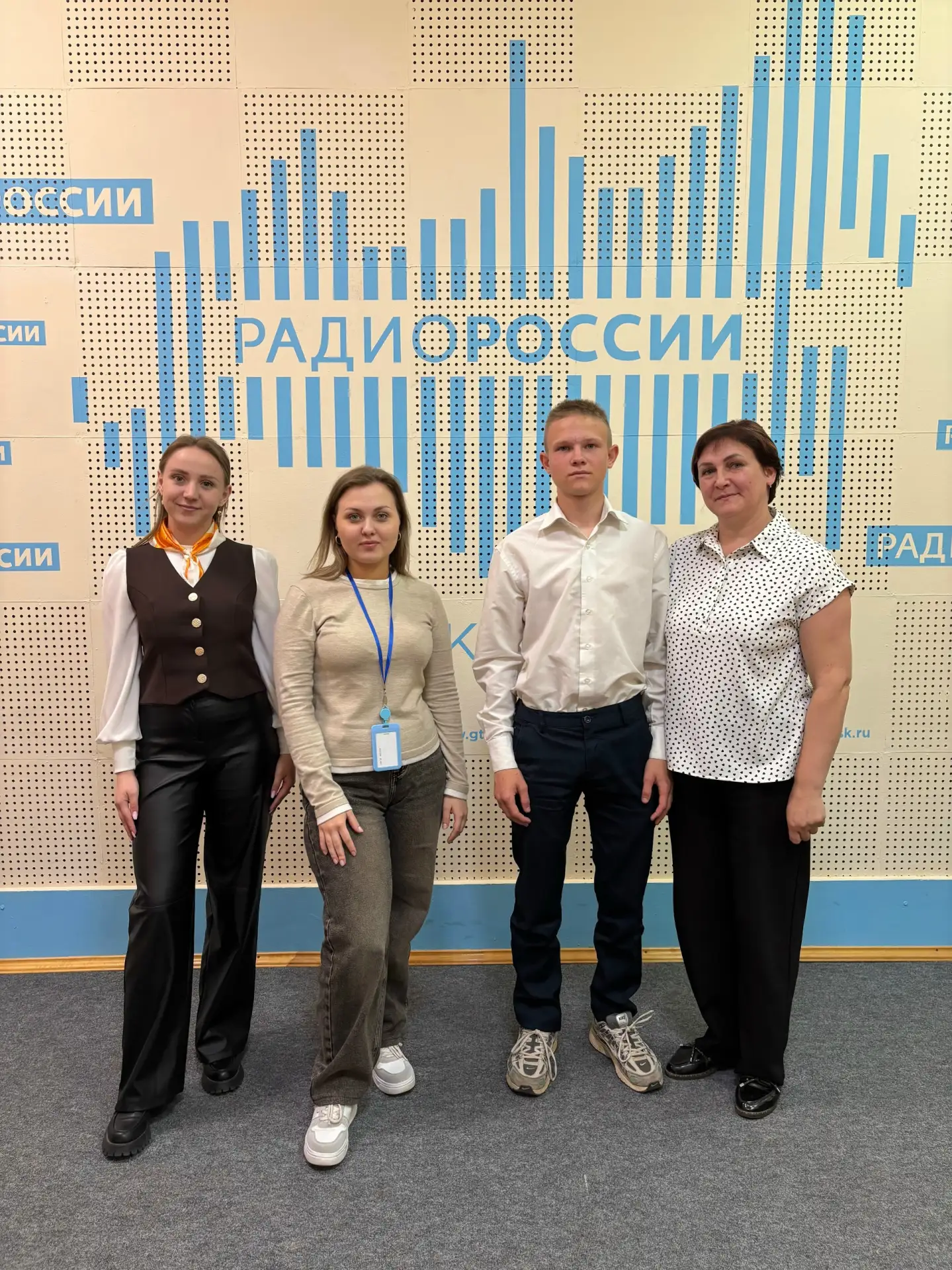📢 Чем занять ребёнка, чтобы было интересно и полезно? Слушайте новый радиоэфир!