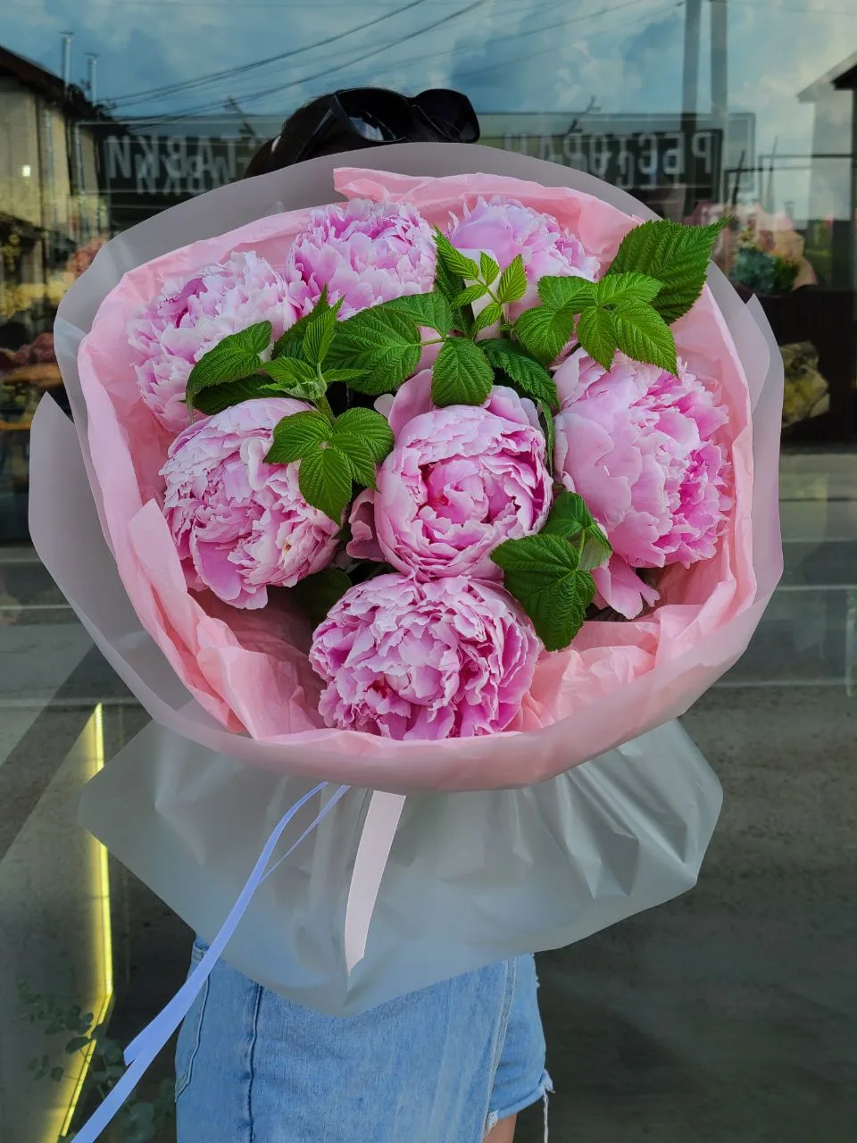 🌸 Успей купить — последние розовые пионы в этом сезоне! 🌸