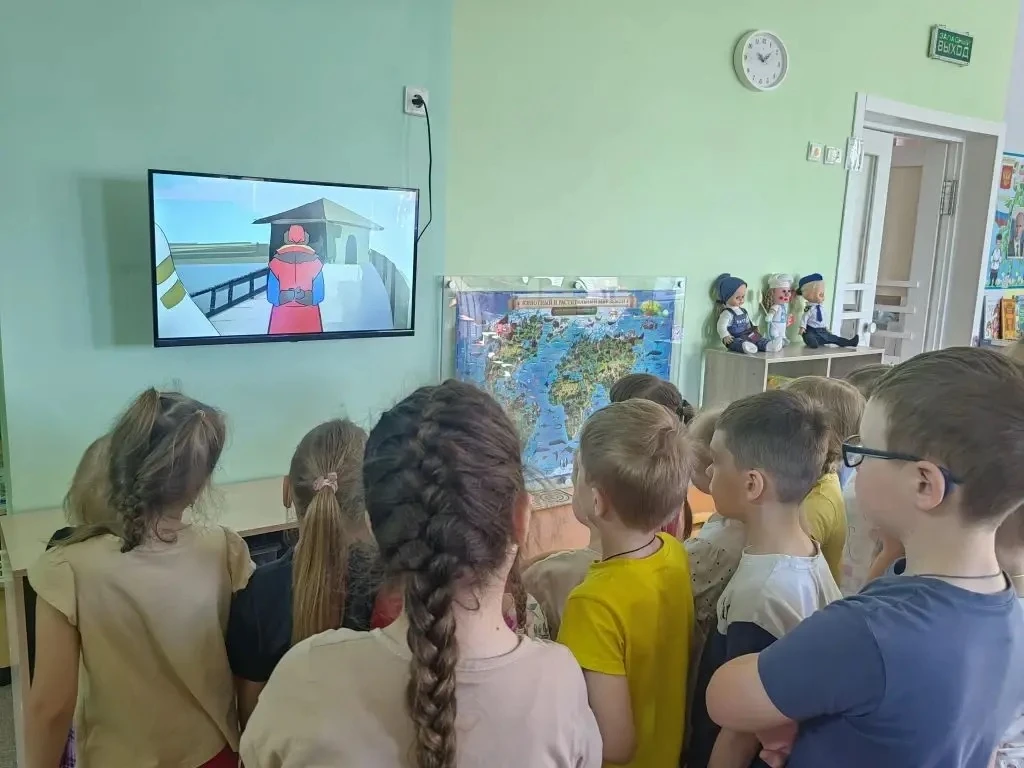 В группе 5 «Светлячок» состоялся показ анимационного мультфильма «Мой дом – Белогорье».