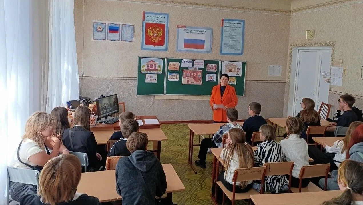 Музеи - мосты между культурами: как в ГБОУ ЛНР Урало-Кавказская средняя школа №11 им. Д.Голенкова от