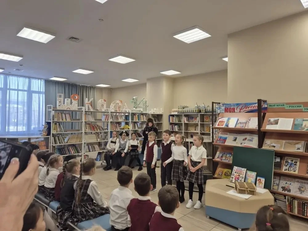Вести из школьной библиотеки. В нашей библиотеке произошло значимое событие - торжественное посвящен